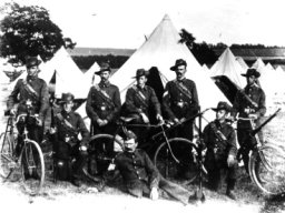 HuntsCyclistBattalion-1